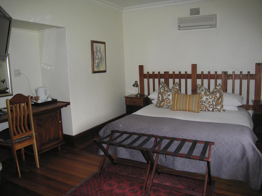 Matoppo Inn Beaufort West Dış mekan fotoğraf