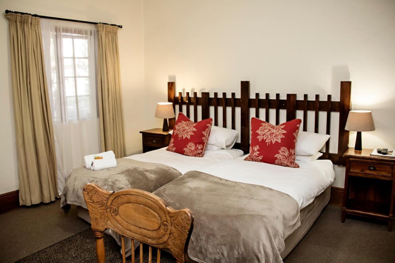 Matoppo Inn Beaufort West Dış mekan fotoğraf