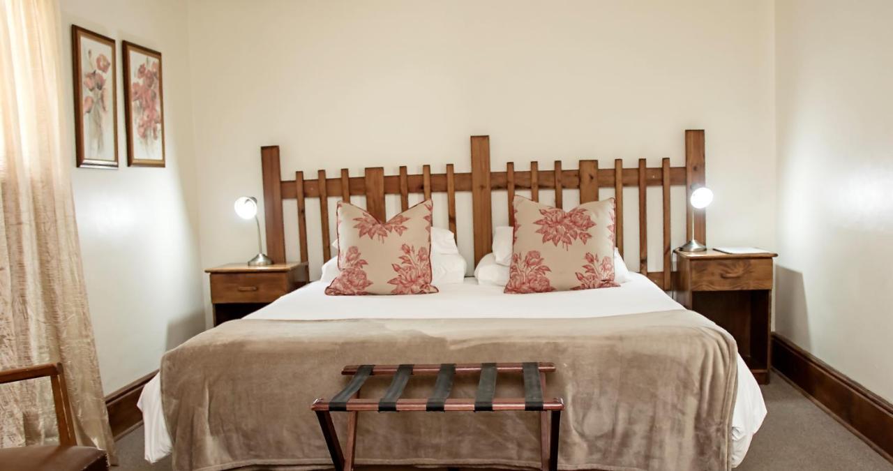 Matoppo Inn Beaufort West Dış mekan fotoğraf