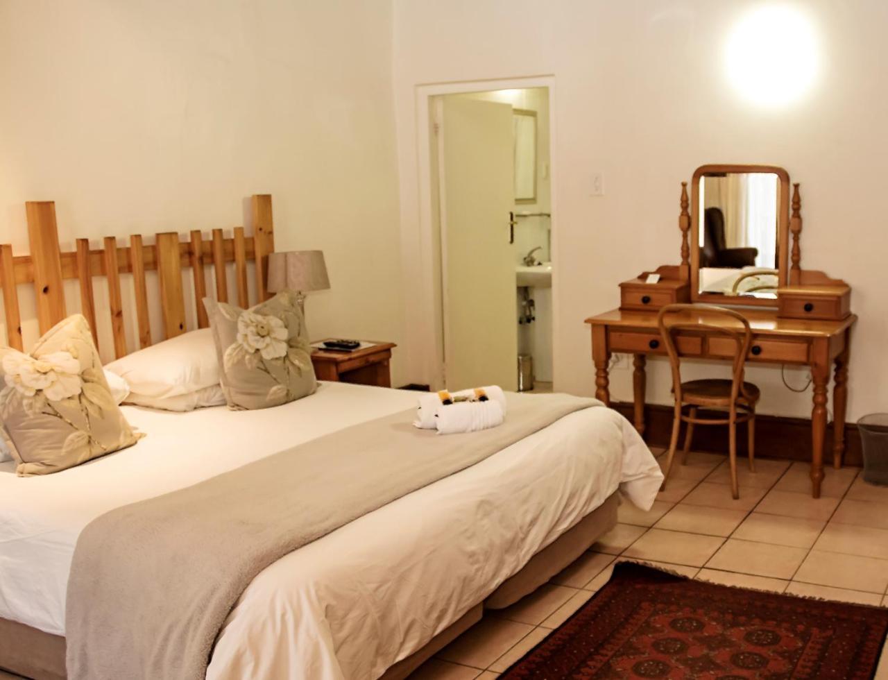 Matoppo Inn Beaufort West Dış mekan fotoğraf