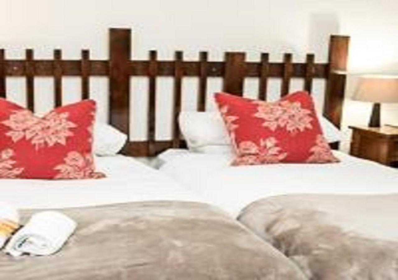 Matoppo Inn Beaufort West Dış mekan fotoğraf
